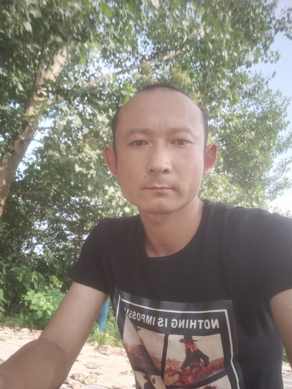 80大叔的第二张照片--荆州残疾人相亲网